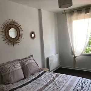 https://les-lauzieres-beaumont-haute-savoie.hotels-rhonealpes.com